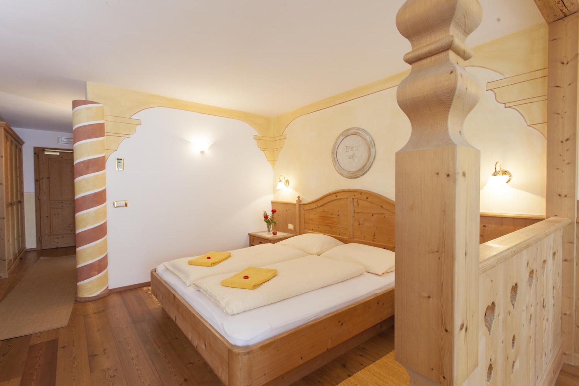 Landhotel Tharerwirt Olang Oda fotoğraf